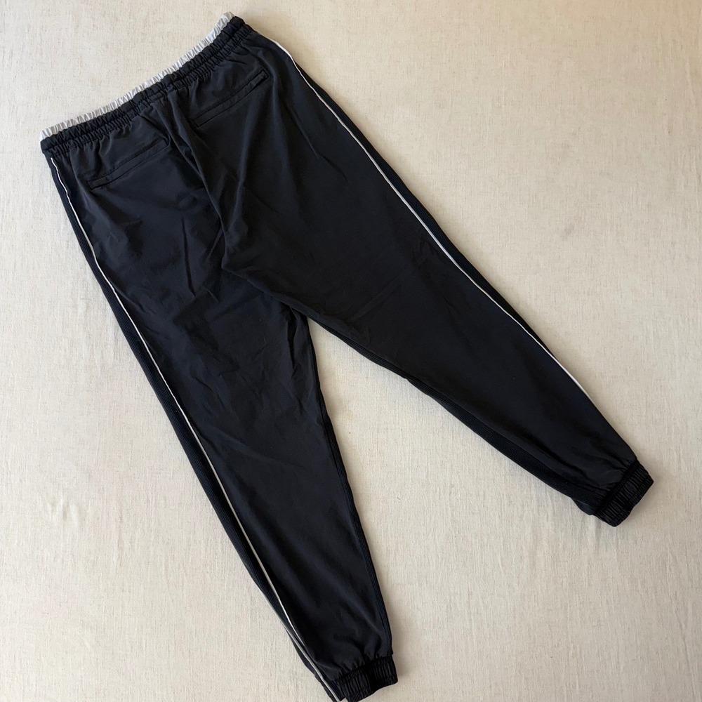 Athleta Brooklyn Jogger Black White Piping Pants Womens Size 6 - Picture 4 of 14